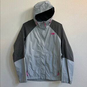 THE NORTH FACE Women's DryVent Rain Jacket Light Grey/Dark Grey Pink Accents L